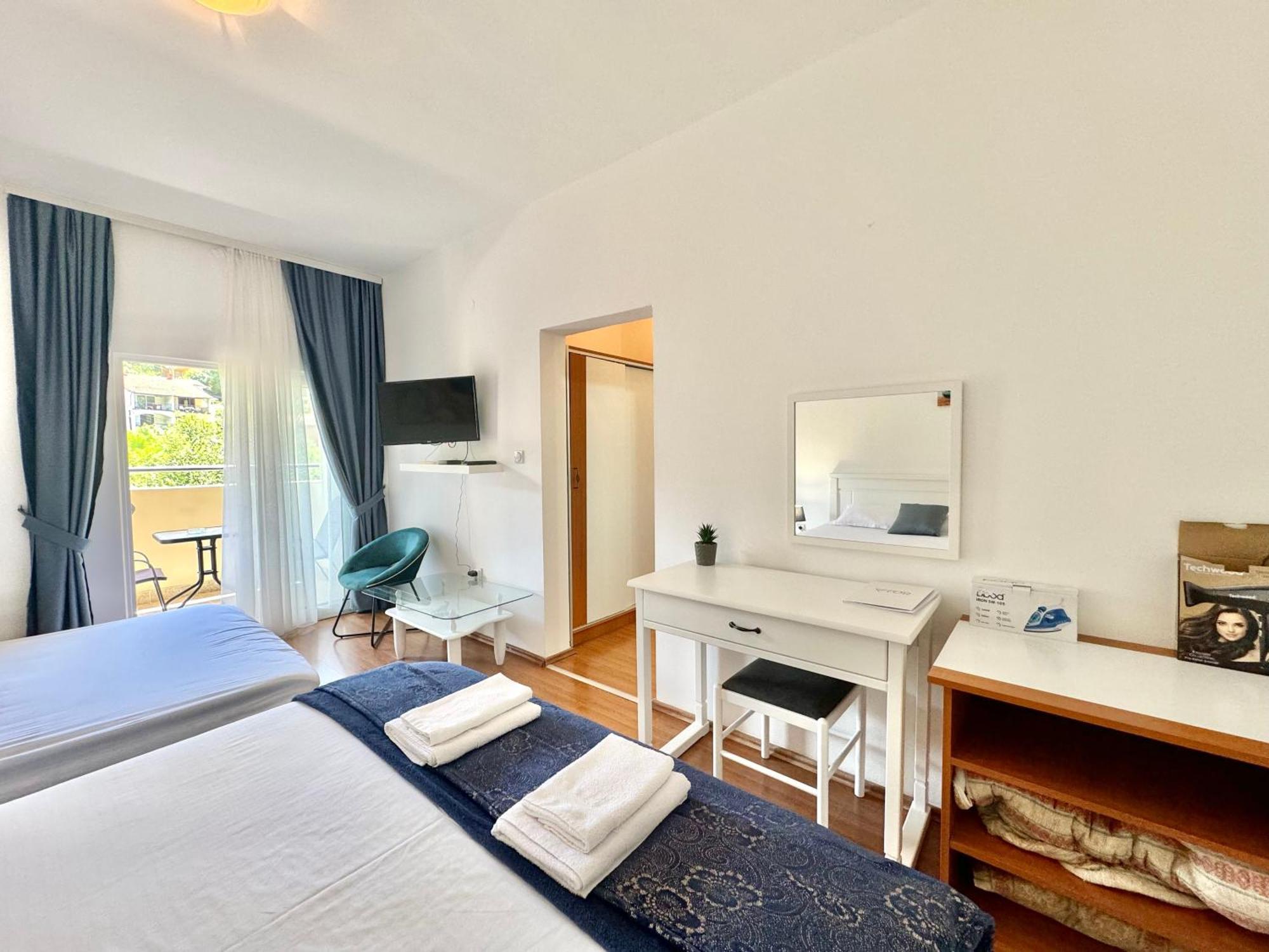 For-A Apartmani Bečići Eksteriør billede